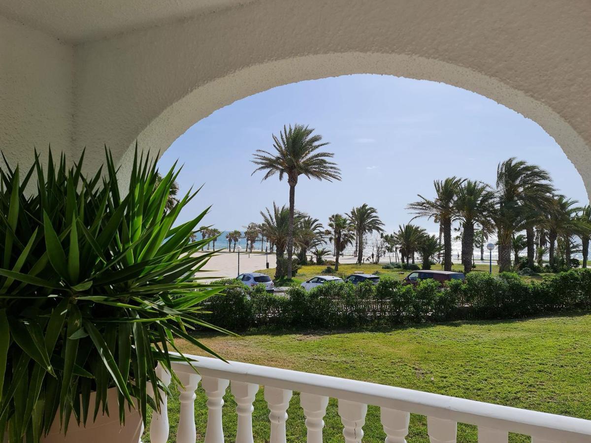 Villa On The Beach Playa Flamenca โอริอุเอลา ภายนอก รูปภาพ