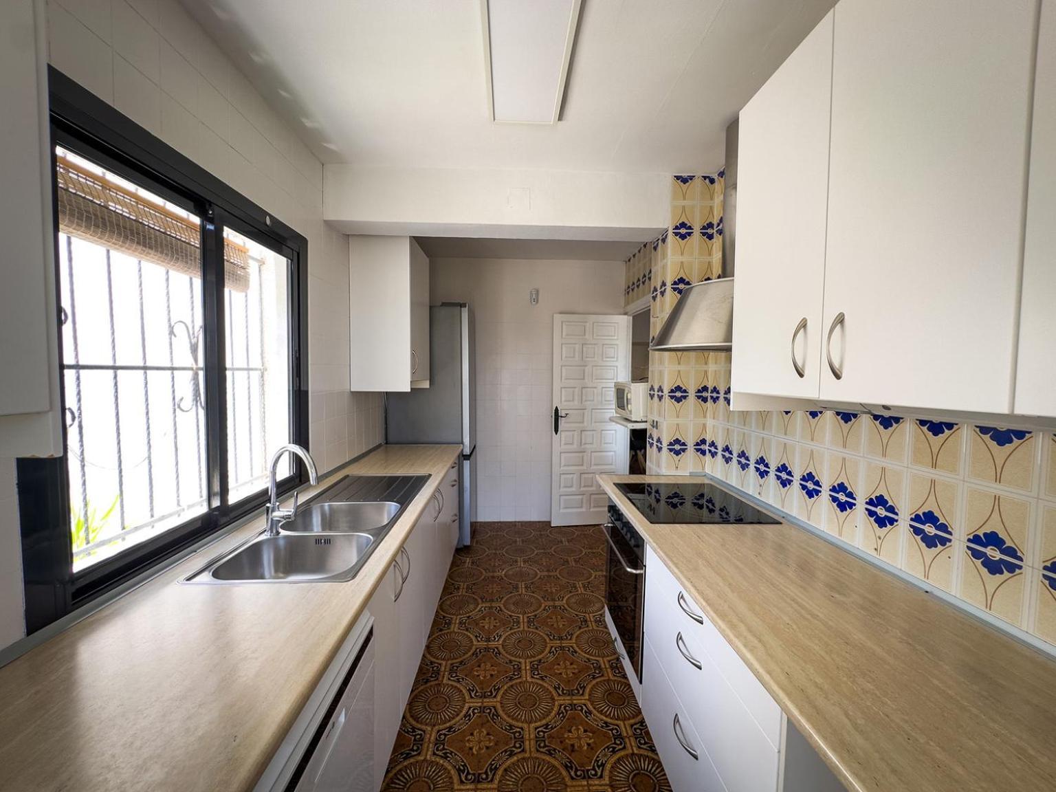 Villa On The Beach Playa Flamenca โอริอุเอลา ภายนอก รูปภาพ